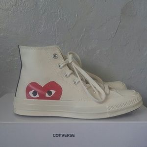 COMME DES GARÇONS PLAY

Women's High-Top Sneakers